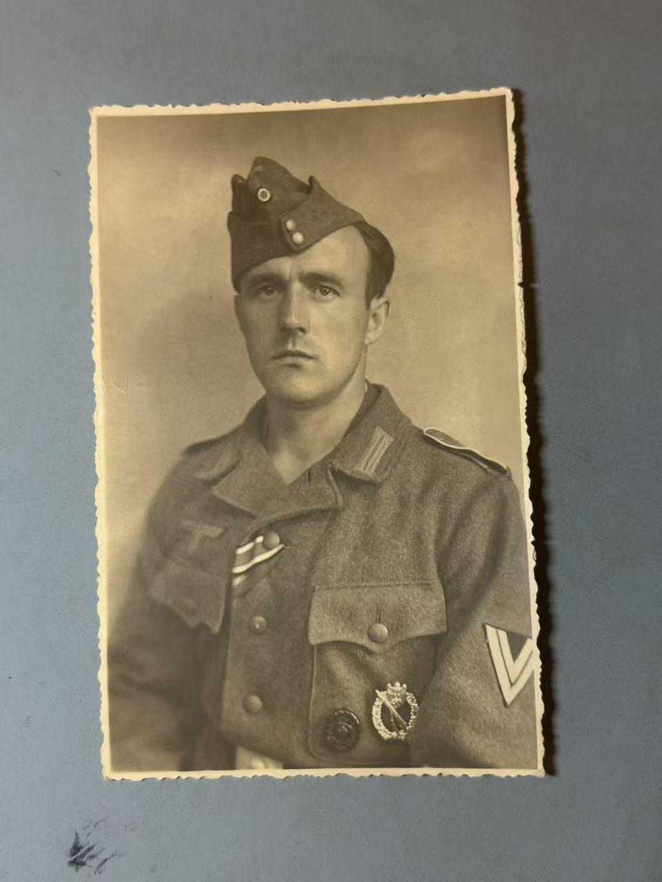 号角文化祝福各位藏友春节大吉马年入好藏 盛世勋华——号角文化勋章邮票专场拍卖第306期    德国（1939）军人个人照片