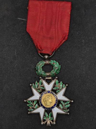 凯旋世界勋赏（第22期新年大拍）（欢迎送拍）（对拍品有疑问请询问客服，不接受到手刀，出价默认拍品品相。请认真阅读拍卖规则！出价默认已认可！）（收到货请录制开箱视频，无视频概不处理问题。） - 三共珠宝版荣誉军团勋章