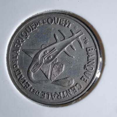 沼泽如烟--第995场 - 西非1975年50法郎