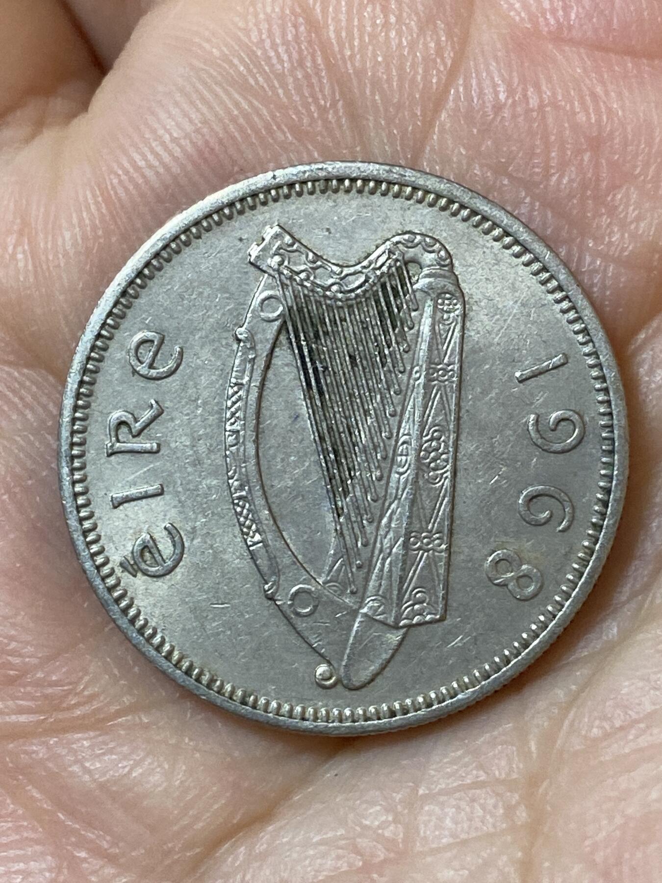 2026年第二十五场(总第一百九十四场）外国好品散币场(免佣金) 爱尔兰🇮🇪1968年1先令(共和国时期第一套第二版)