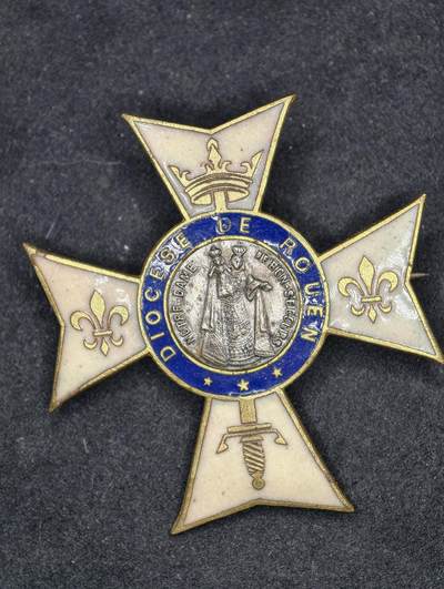 凯旋世界勋赏（第22期新年大拍）（欢迎送拍）（对拍品有疑问请询问客服，不接受到手刀，出价默认拍品品相。请认真阅读拍卖规则！出价默认已认可！）（收到货请录制开箱视频，无视频概不处理问题。） - 。