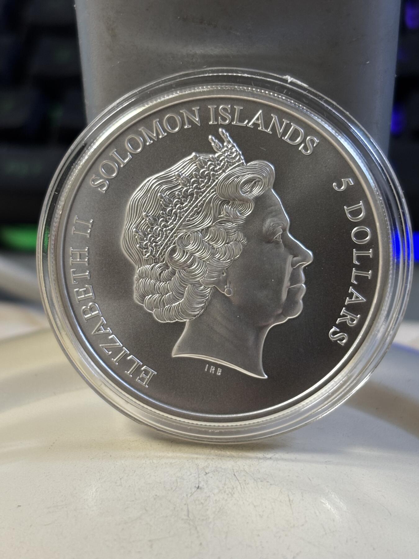 第191期拍卖 少见所罗门2015年带香味的意大利披萨彩色纪念银币，20克，发行1500枚