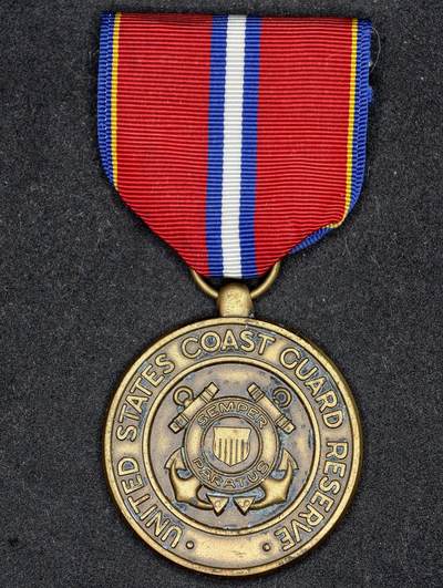 凯旋世界勋赏（持续上新中）（第22期新年大拍）（欢迎送拍）（对拍品有疑问请询问客服，不接受到手刀，出价默认拍品品相。请认真阅读拍卖规则！出价默认已认可！）（收到货请录制开箱视频，无视频概不处理问题。） - 美国海警卫队良好行为奖章