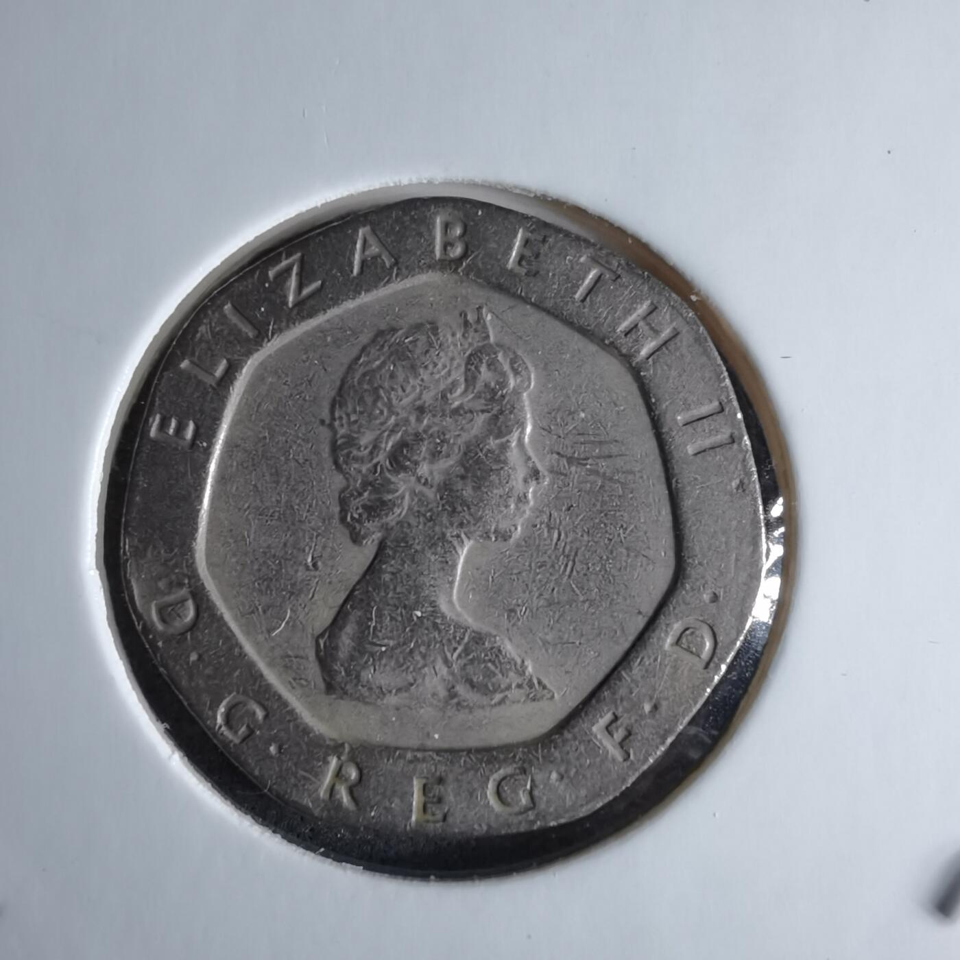 沼泽如烟--第995场 英国1982年20便士