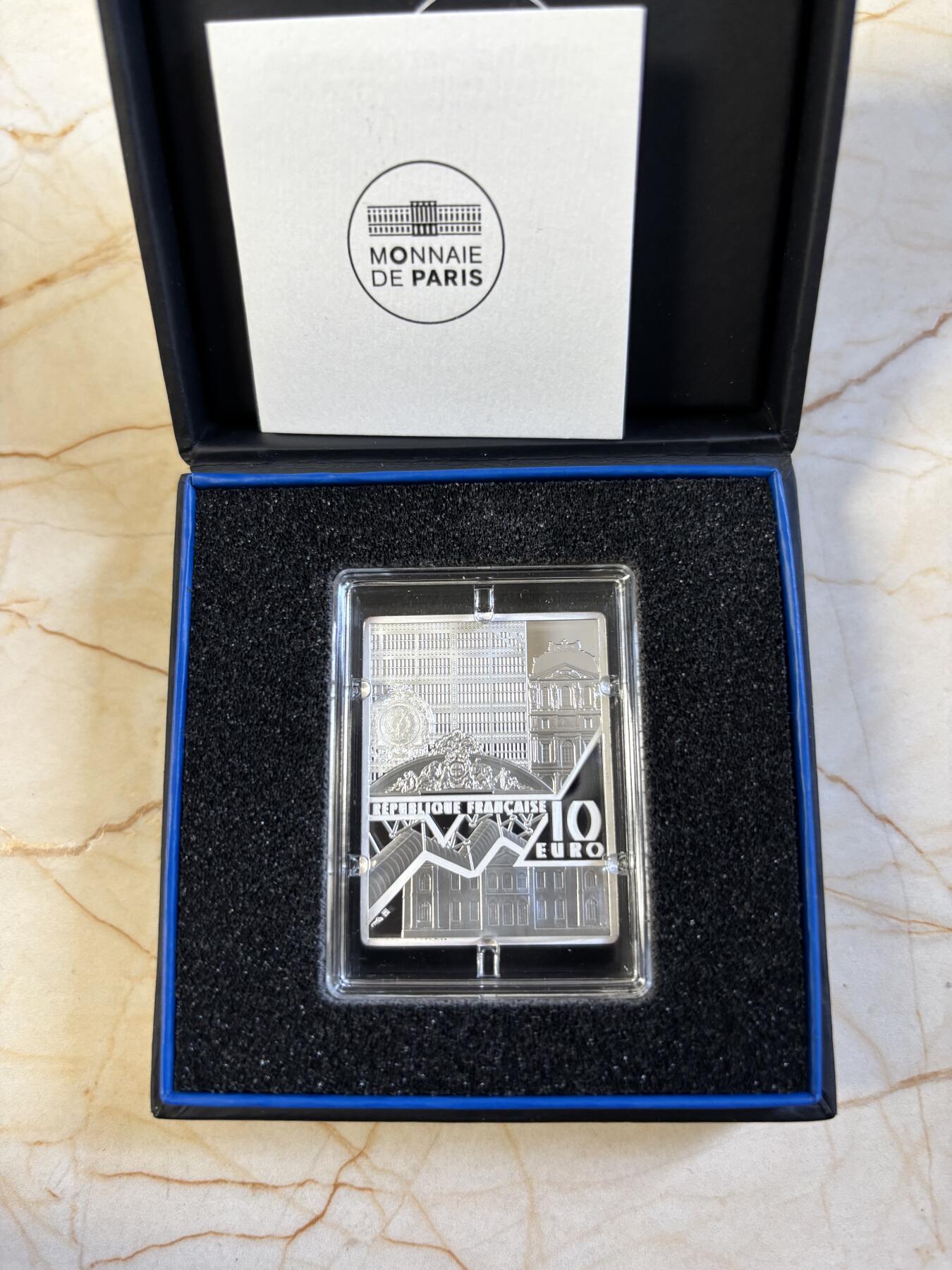 第191期拍卖 法国2022年博物馆的杰作系列莫奈睡莲矩形纪念银币，925银，22.2克，发行3000枚