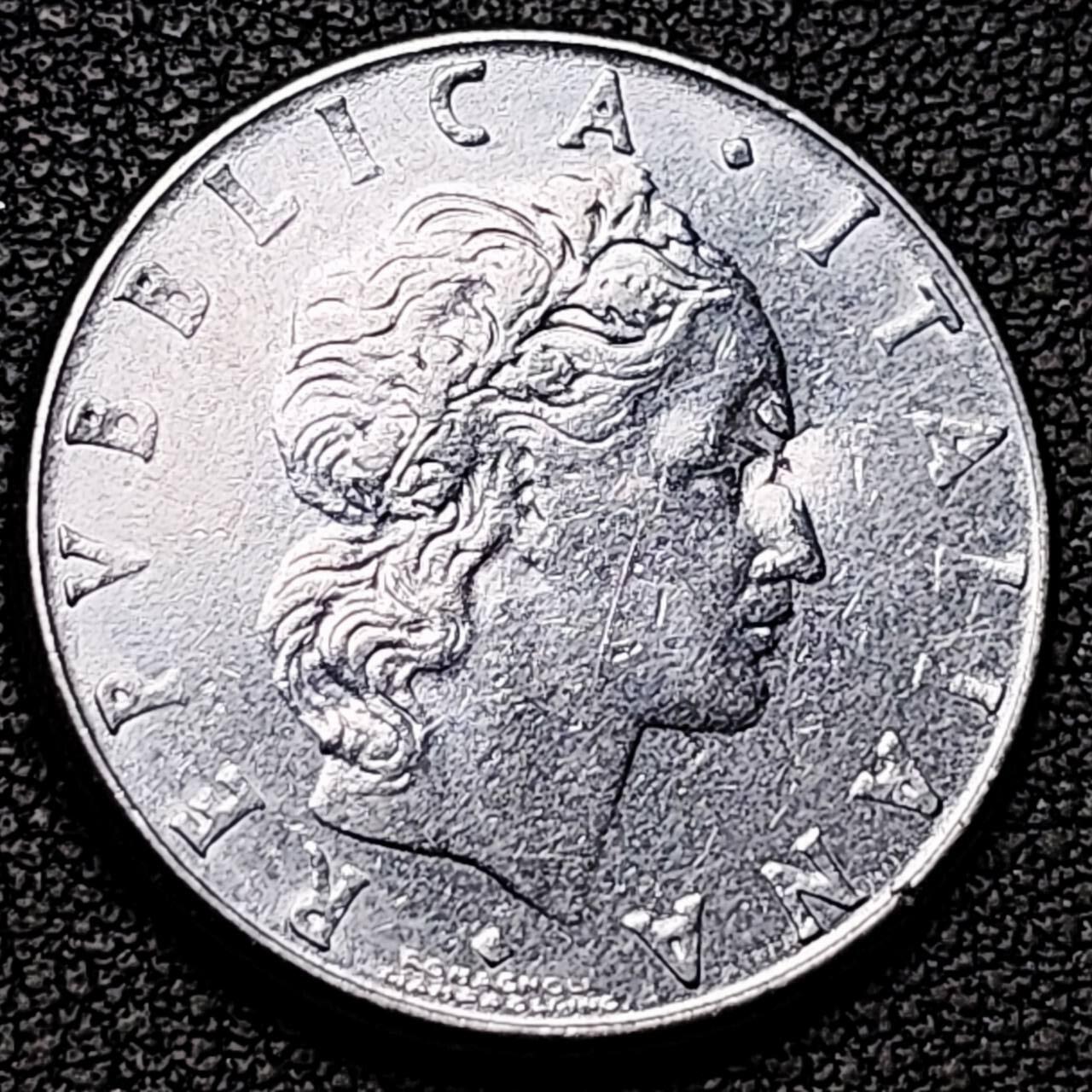 泉币菌-第192场- 除夕专场-新年快乐 本场拍品多 请提前出价（年后发货） 意大利 1979年 50里拉 锻冶之神 伍尔坎 24mm