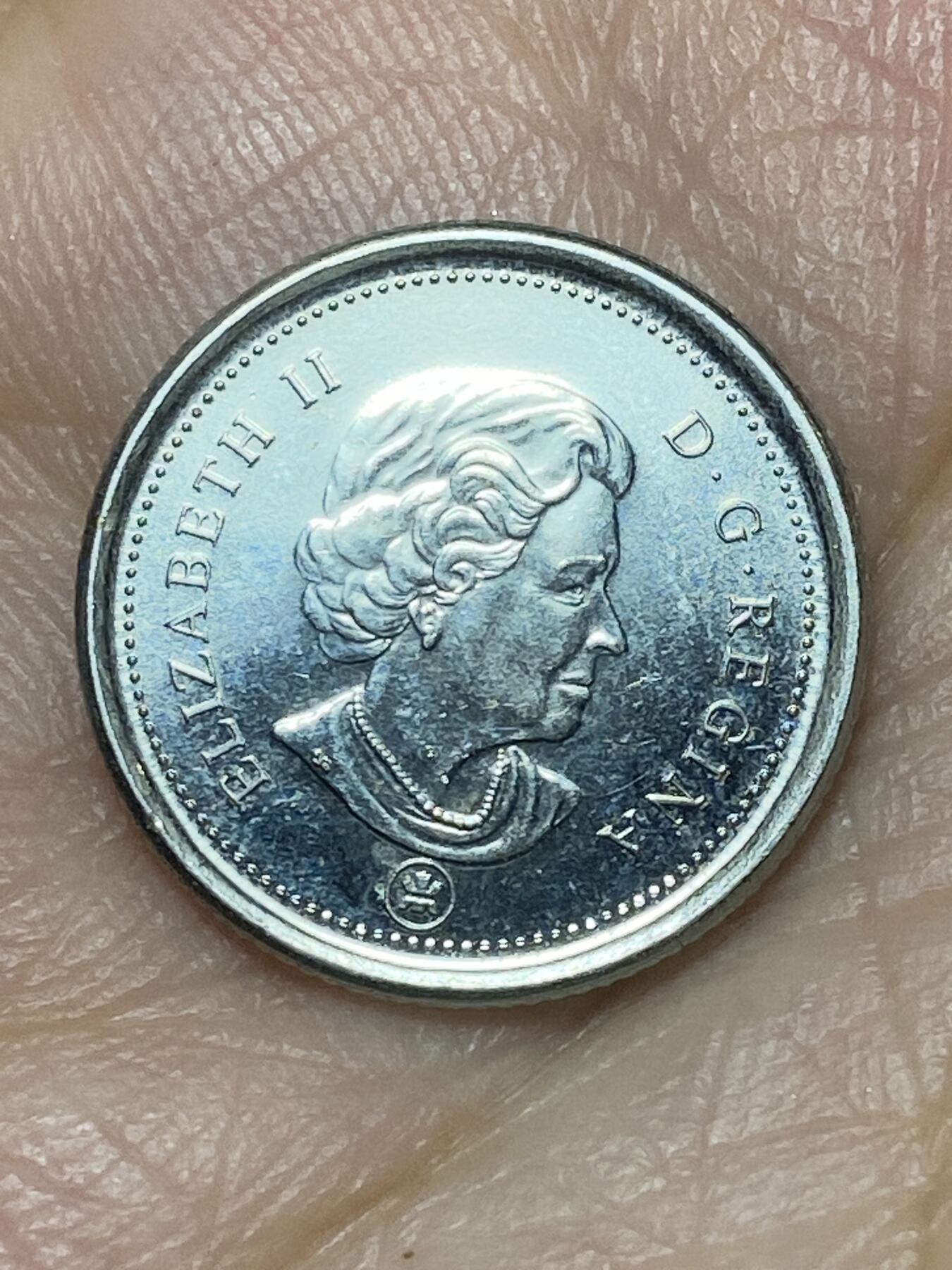 2026年第二十六场(总第一百九十五场）外国好品散币场(免佣金) 加拿大🇨🇦2007年10分(伊丽莎白二世老年，枫叶标)