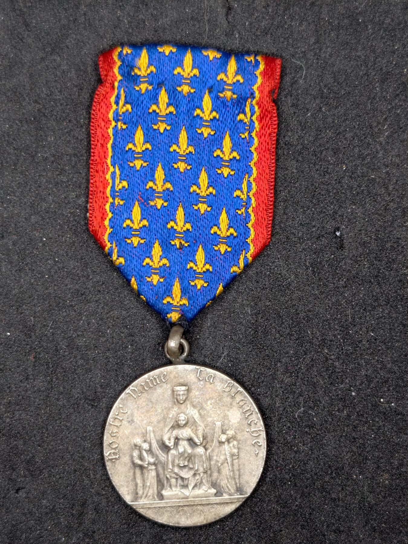 凯旋世界勋赏（持续上新中）（第22期新年大拍）（欢迎送拍）（对拍品有疑问请询问客服，不接受到手刀，出价默认拍品品相。请认真阅读拍卖规则！出价默认已认可！）（收到货请录制开箱视频，无视频概不处理问题。）