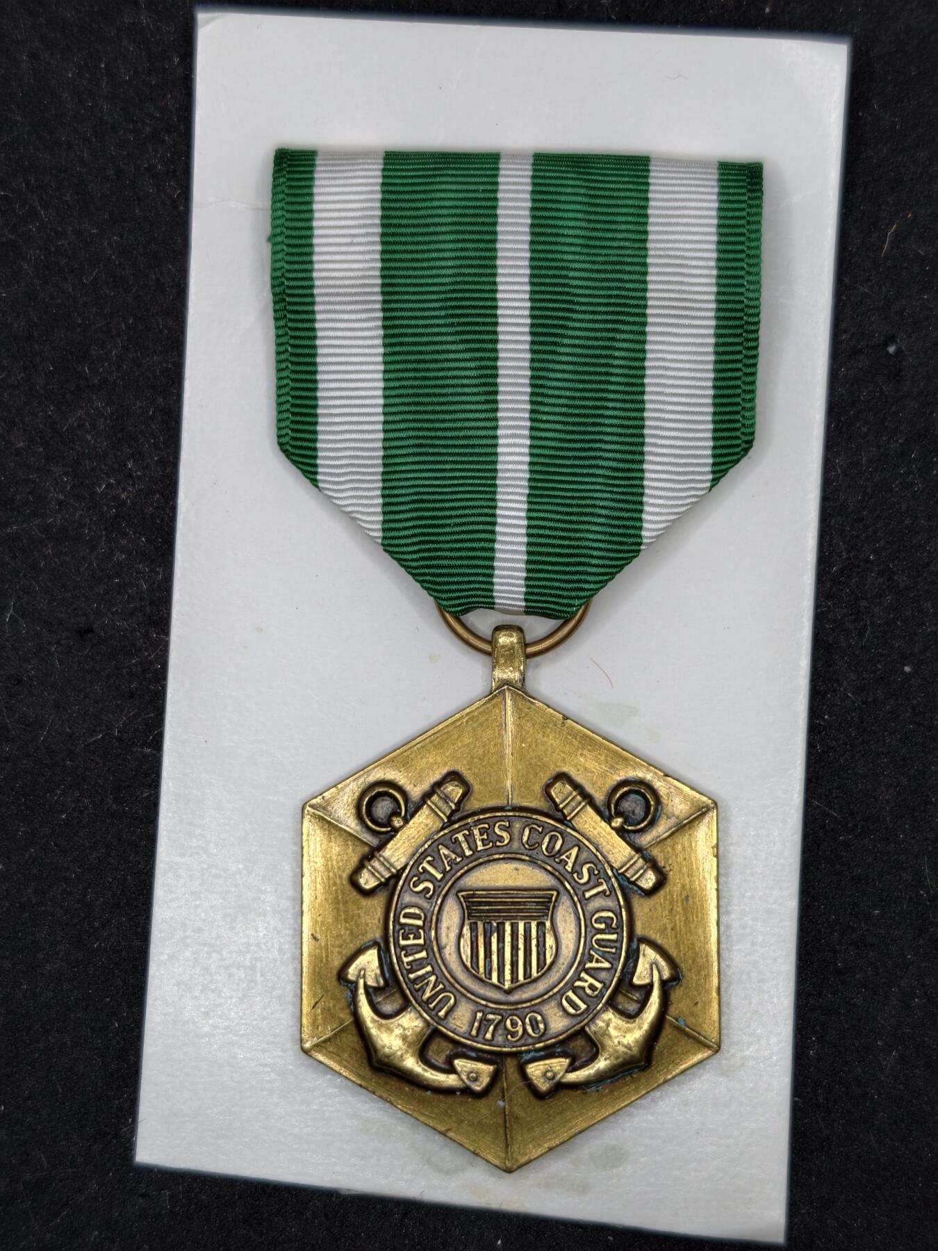 凯旋世界勋赏（持续上新中）（第22期新年大拍）（欢迎送拍）（对拍品有疑问请询问客服，不接受到手刀，出价默认拍品品相。请认真阅读拍卖规则！出价默认已认可！）（收到货请录制开箱视频，无视频概不处理问题。）