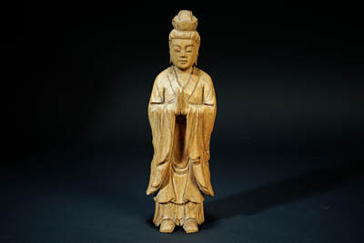 上海都达杂项专场三十一【全场包邮】  - 樟木合掌观音摆件89-126