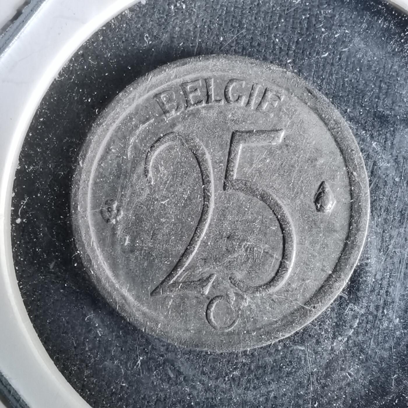 沼泽如烟--第993场 比利时1966年25分