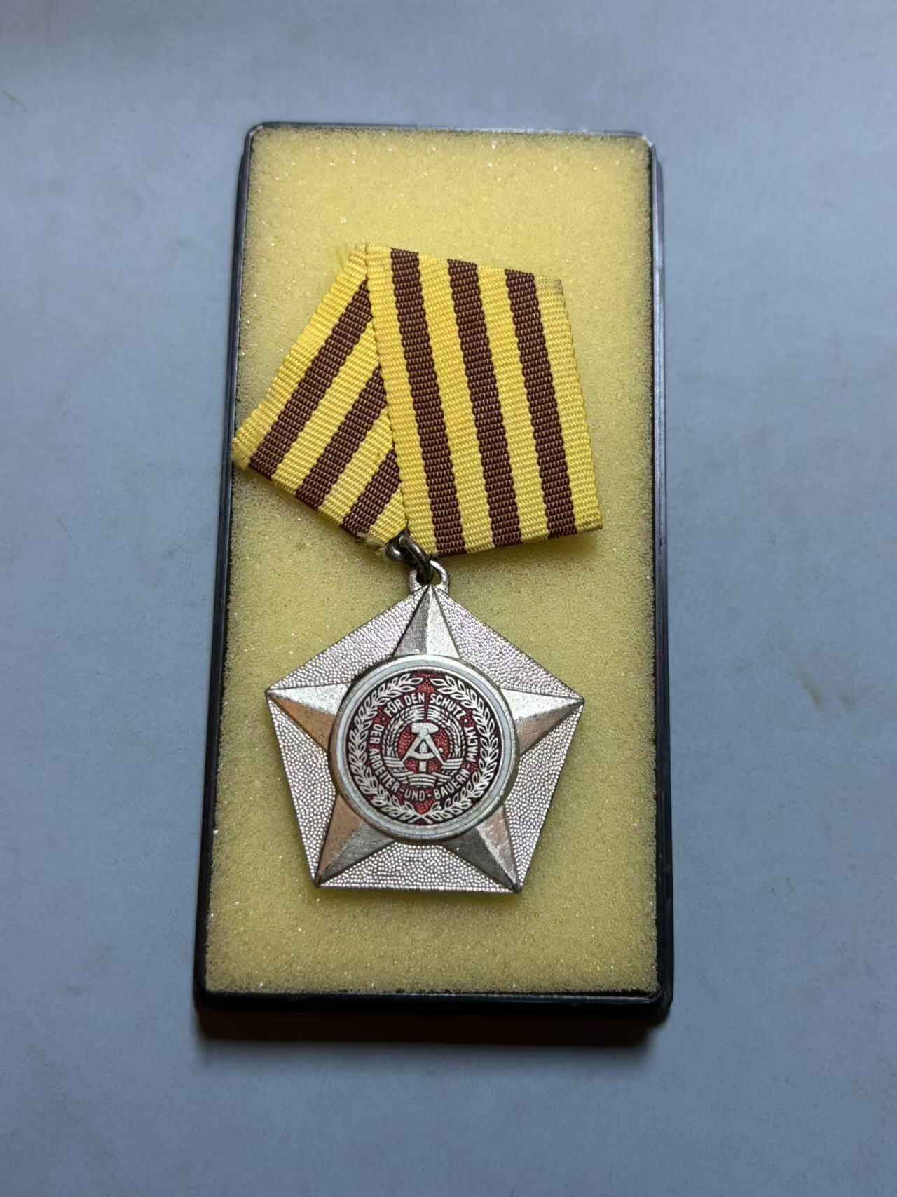 号角文化祝福各位藏友春节大吉马年入好藏 盛世勋华——号角文化勋章邮票专场拍卖第306期   