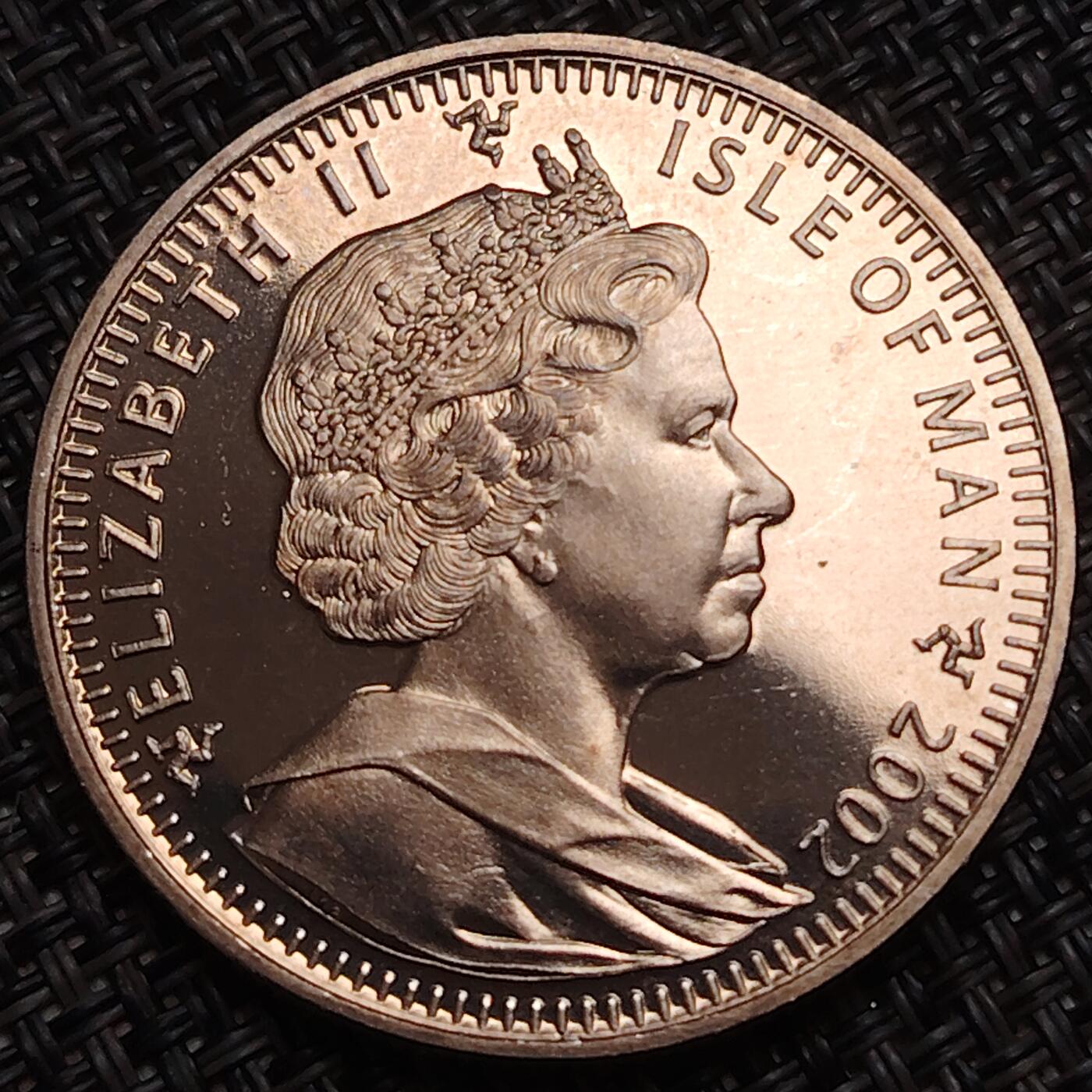 布加迪🐬～世界钱币(上海)🌾第 276 期 /  各国套币和散币 马恩岛 2002年 1克朗 女王加冕50周年纪念克朗币