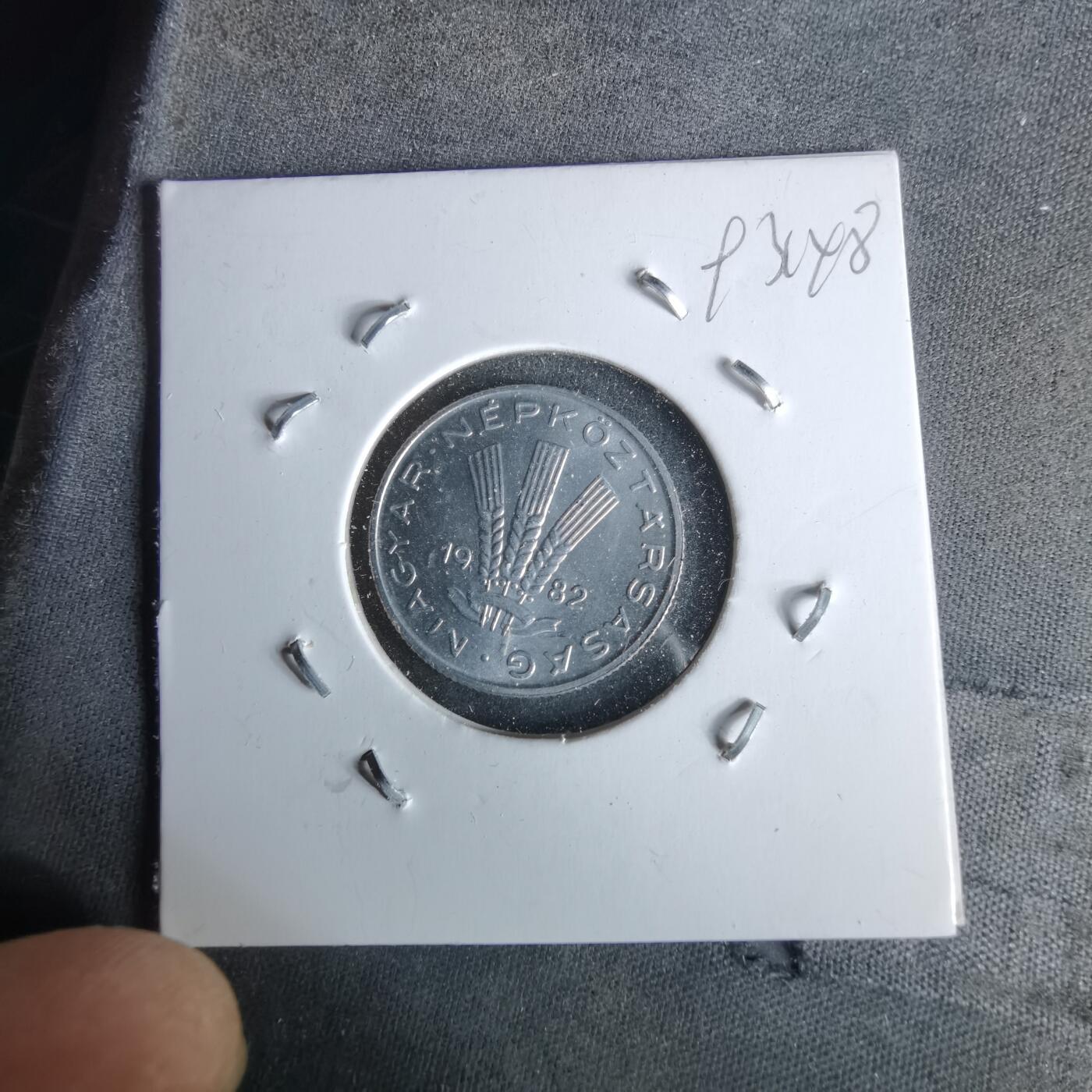 沼泽如烟--第993场 匈牙利1982年20菲勒