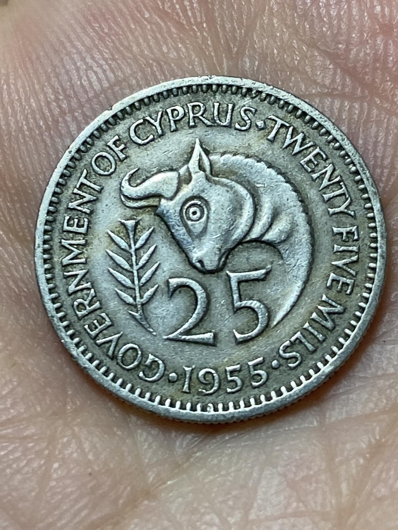 2026年第二十七场(总第一百九十六场）外国好品散币场(免佣金) 英属塞浦路斯1955单年份25米尔(伊丽莎白二世青年带冠)