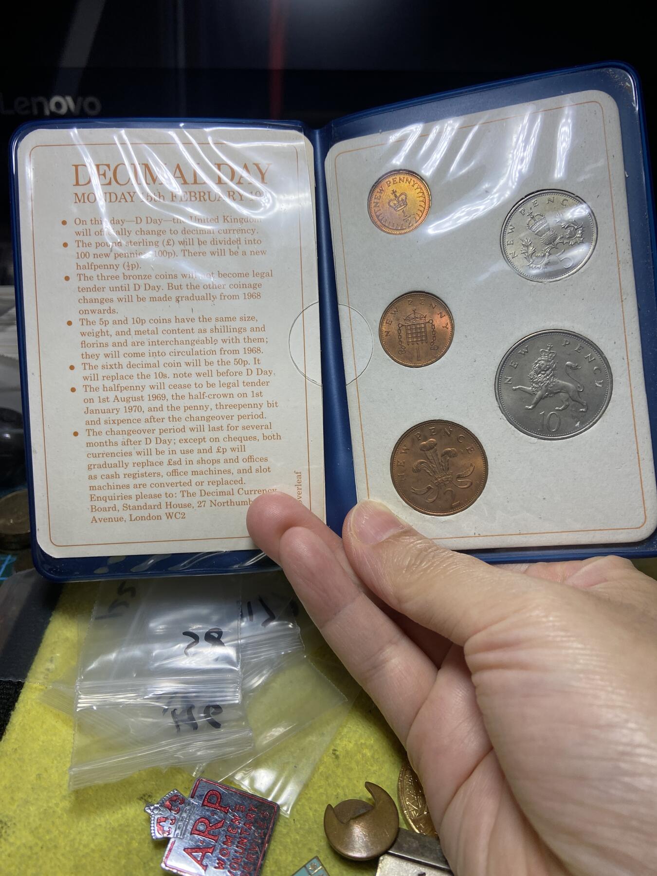 2026年第二十七场(总第一百九十六场）外国好品散币场(免佣金) 英国🇬🇧十进制首发年原册套币5枚