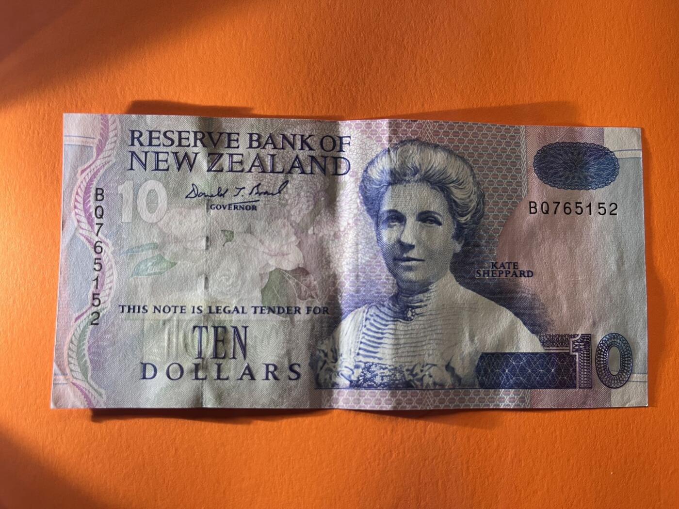 世界各国纸币拍卖 1992年 新西兰10元 实物图