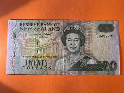 世界各国纸币拍卖 - 新西兰20元 实物图