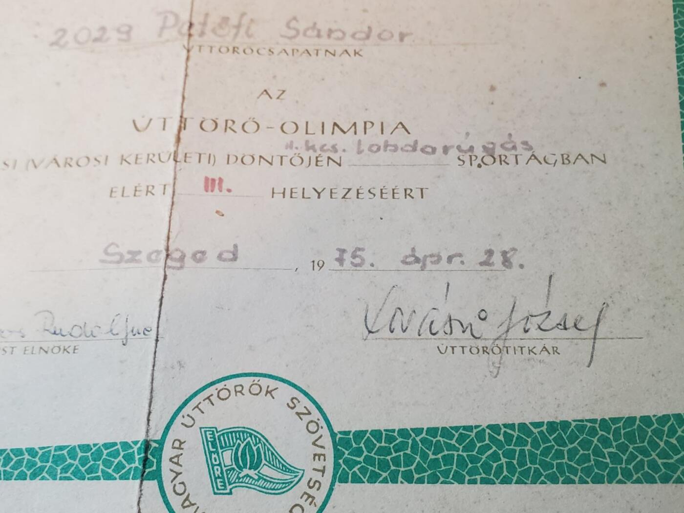 韵星假日军品类拍卖第41期 -- Rimey Holidays Militaria Auction 41 匈牙利人民共和国三级为奥林匹克体育贡献奖状