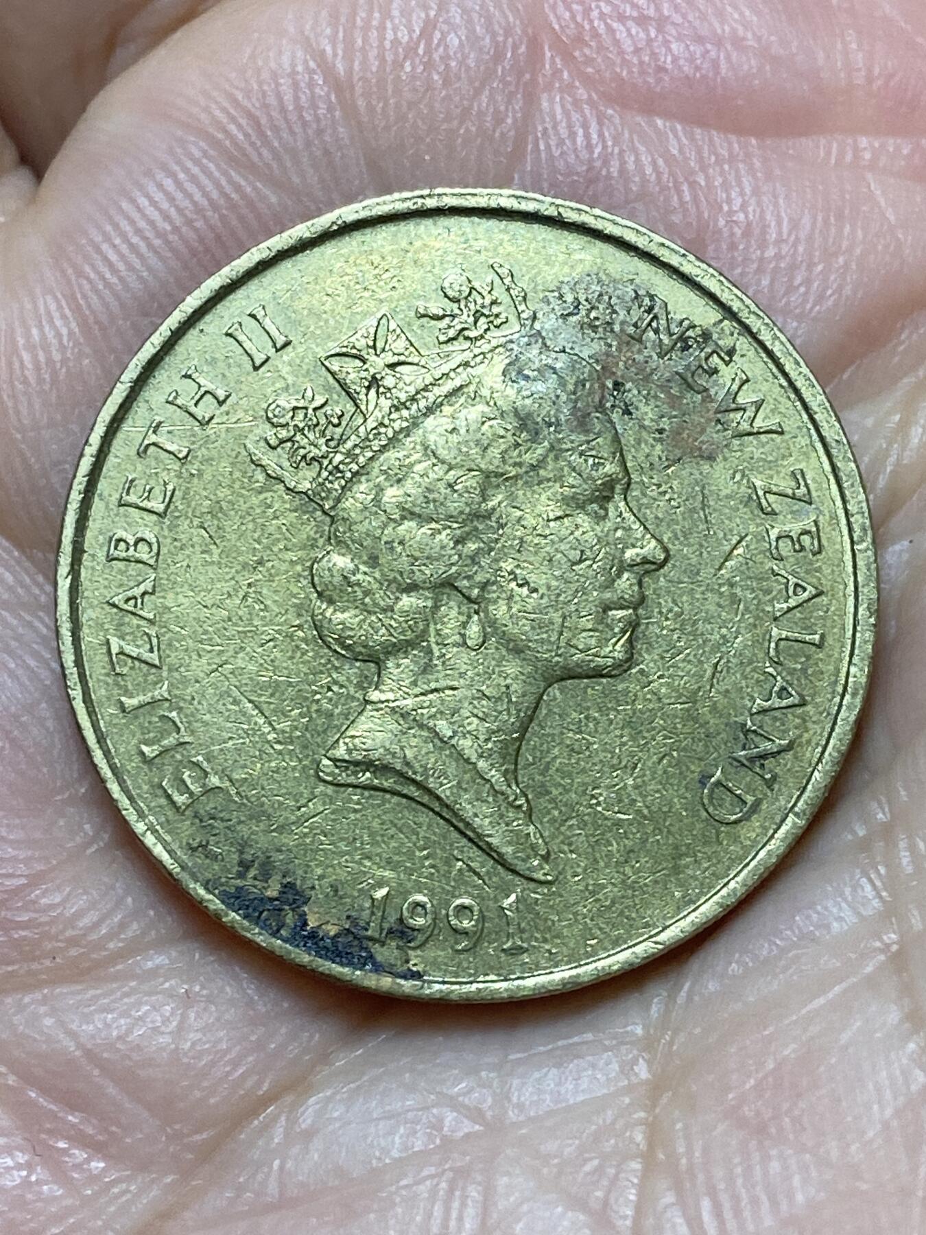 2026年第二十七场(总第一百九十六场）外国好品散币场(免佣金) 新西兰🇳🇿1991年2元(伊丽莎白二世中年高冠)