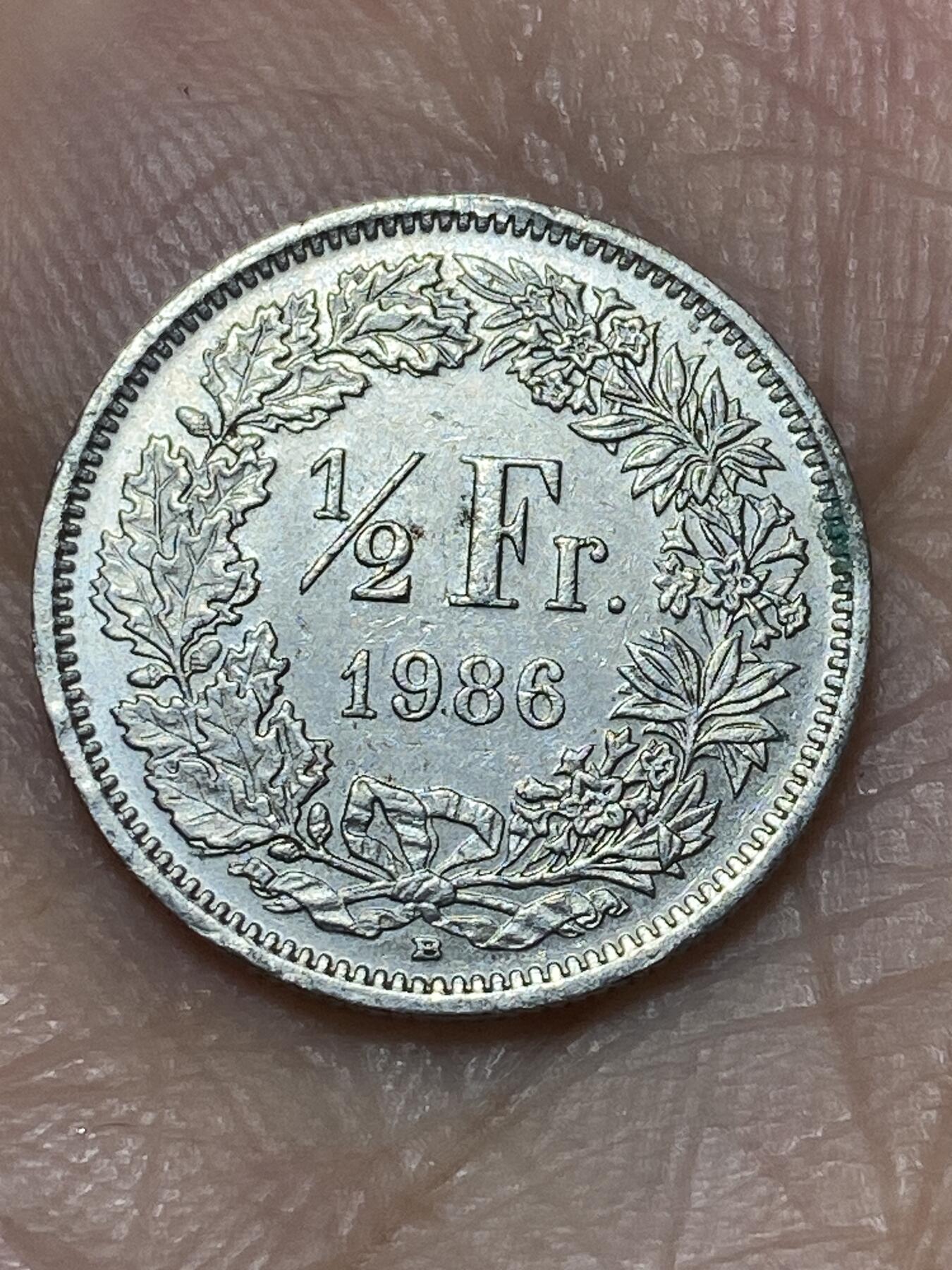 2026年第二十七场(总第一百九十六场）外国好品散币场(免佣金) 瑞士🇨🇭1986年1/2法郎(第五版，B标伯尔尼造)