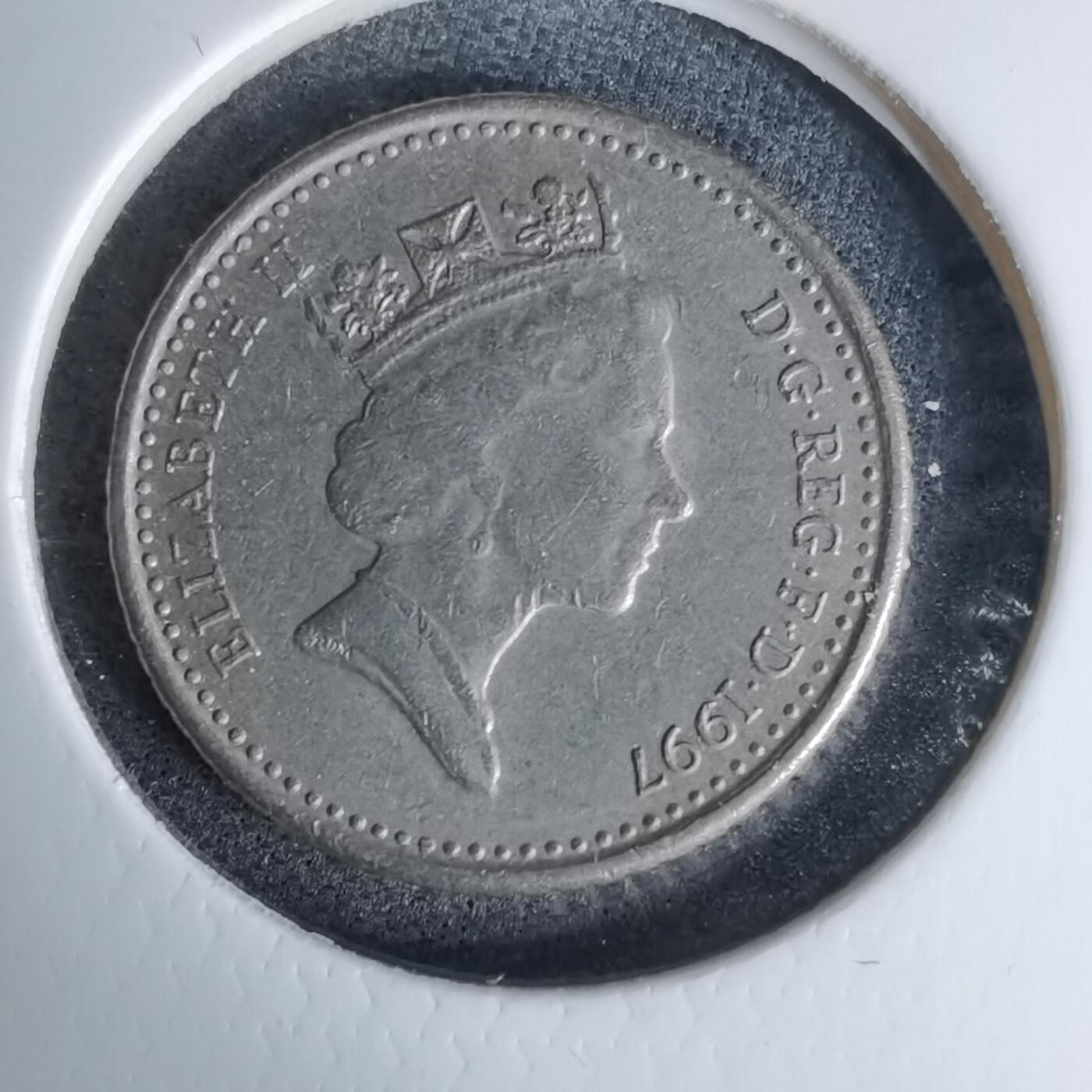 沼泽如烟--第996场 英国1997年5便士