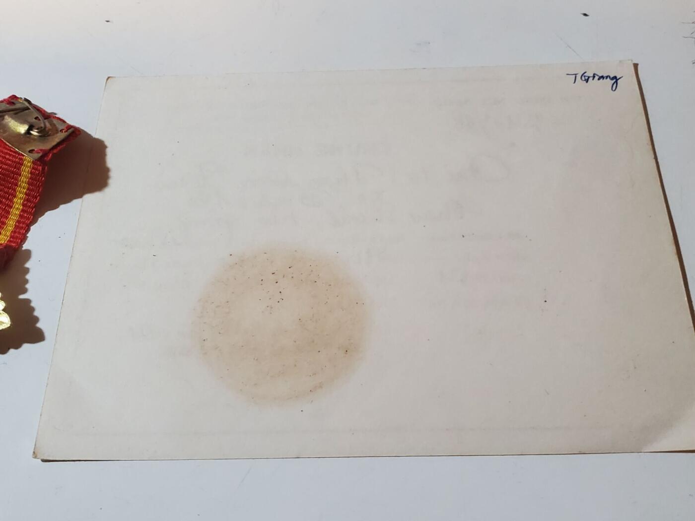 韵星假日军品类拍卖第41期 -- Rimey Holidays Militaria Auction 41 越南社会主义共和国一级抗战勋章带证