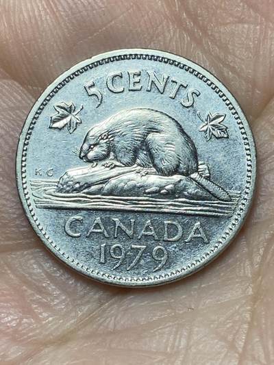 2026年第二十七场(总第一百九十六场）外国好品散币场(免佣金) - 加拿大🇨🇦1979年5分(伊丽莎白二世中年花冠第二版，首发年)