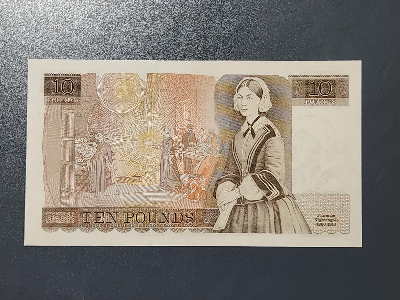 2月15号晚上8点 外国纸币自动截拍第26场 英国英格兰银行D序列 10英镑(南丁.格尔)首发PAGE签名几乎全新