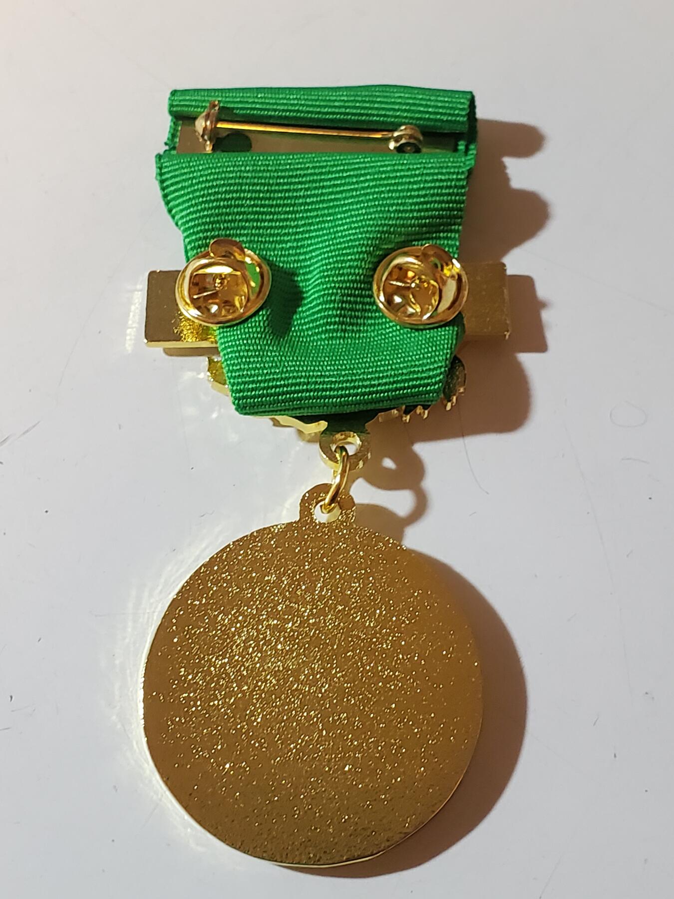 韵星假日军品类拍卖第41期 -- Rimey Holidays Militaria Auction 41 非洲联盟荣誉奖章带勋条 法国代工版本 广泛颁发非盟内积极贡献人士 铜镀金 很稀少