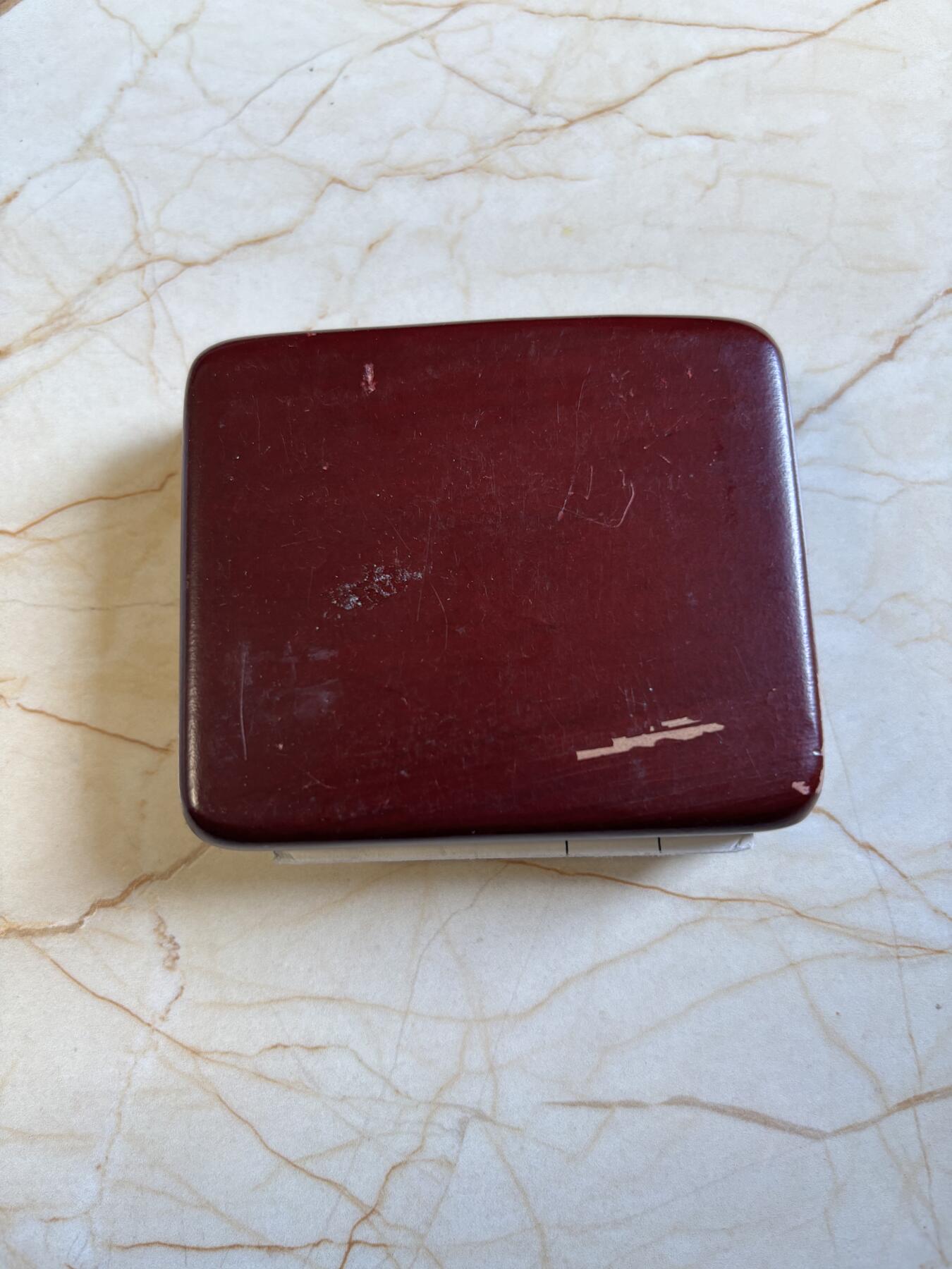 第191期拍卖 萨摩亚2010年动物系列飞狐镶嵌红水晶精制银币，25克，925银