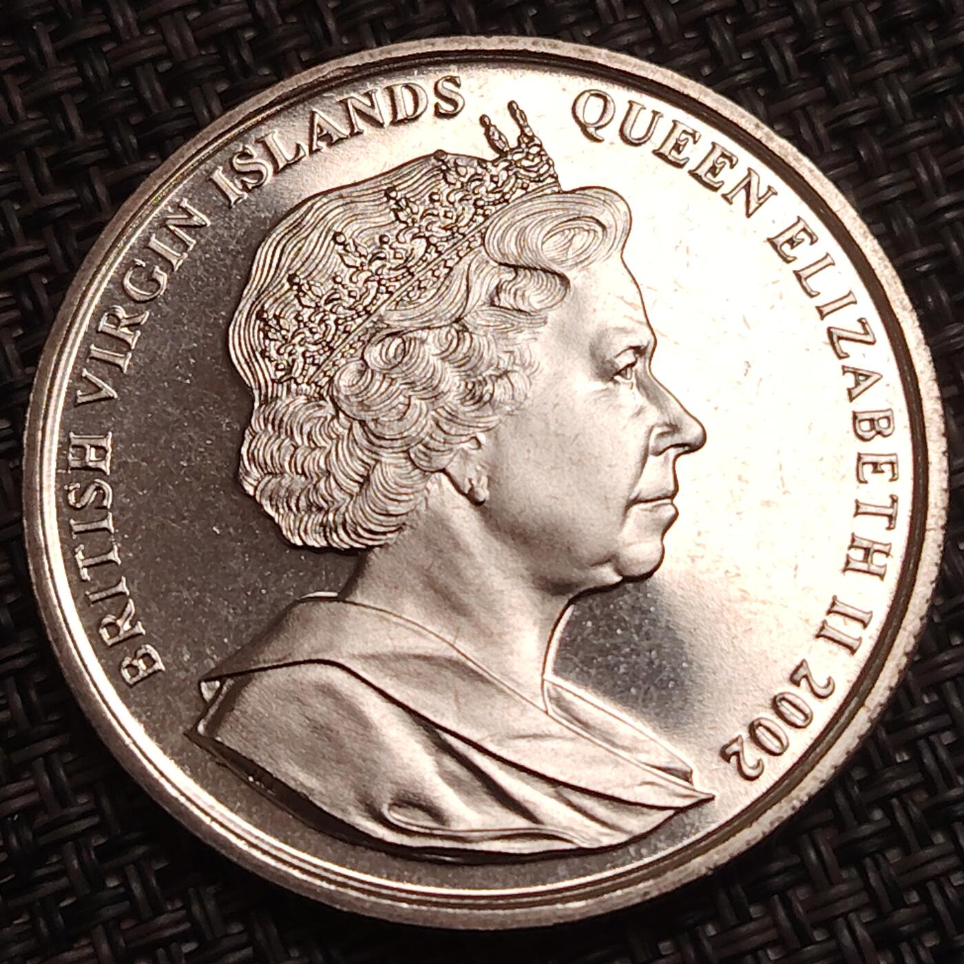 布加迪🐬～世界钱币(上海)🌾第 276 期 /  各国套币和散币 英属维尔京群岛 2002年 1元 女王金禧纪念克朗币