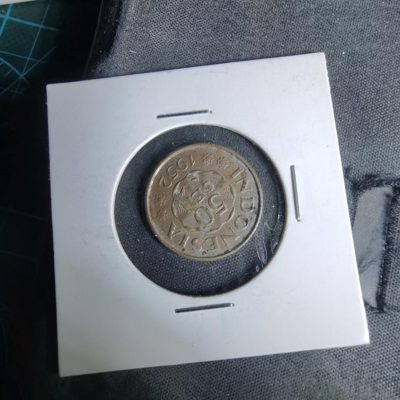 沼泽如烟--第996场 印度尼西亚1952年50分