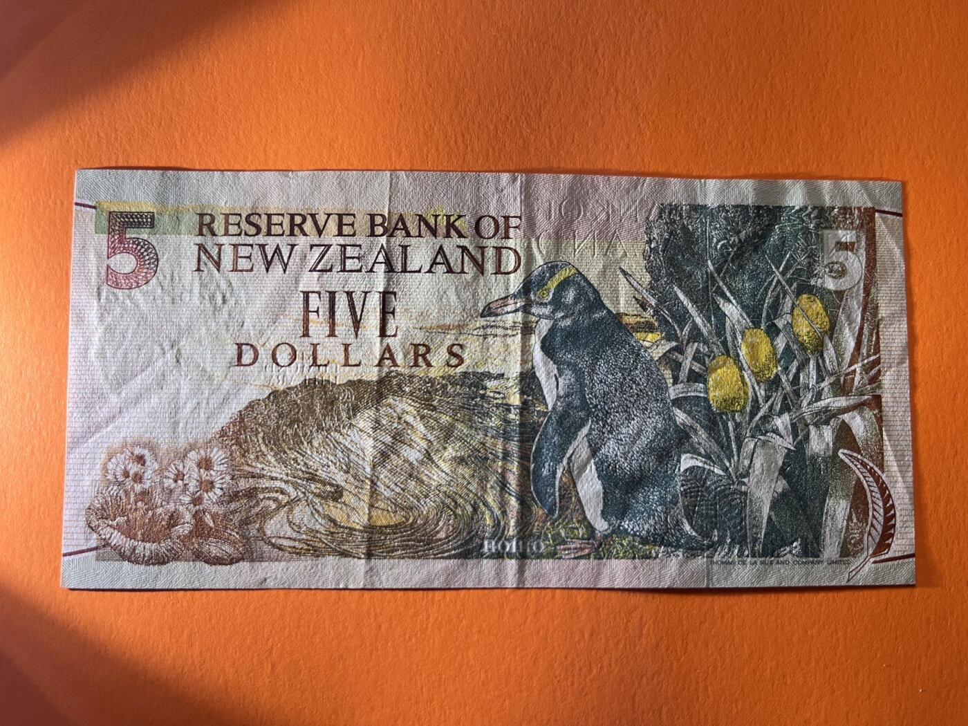世界各国纸币拍卖 1992年 新西兰5元 实物图