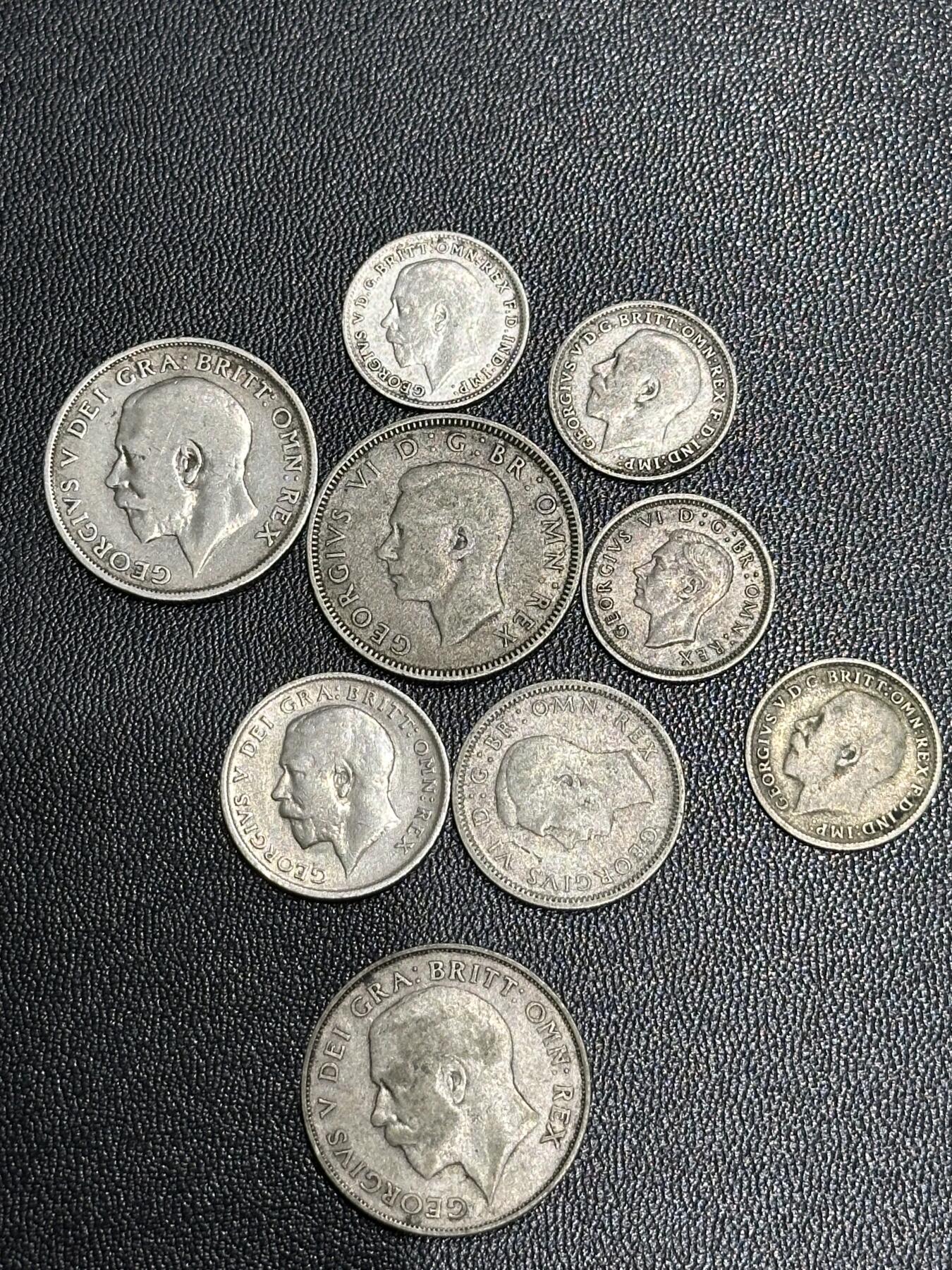 《外钞收藏家》第六百一十一期（农历新年第一场/快递恢复正常再发货）（长期征集拍品、欢迎藏友们联系合作） 半美元银币+英国小额银币多枚一起