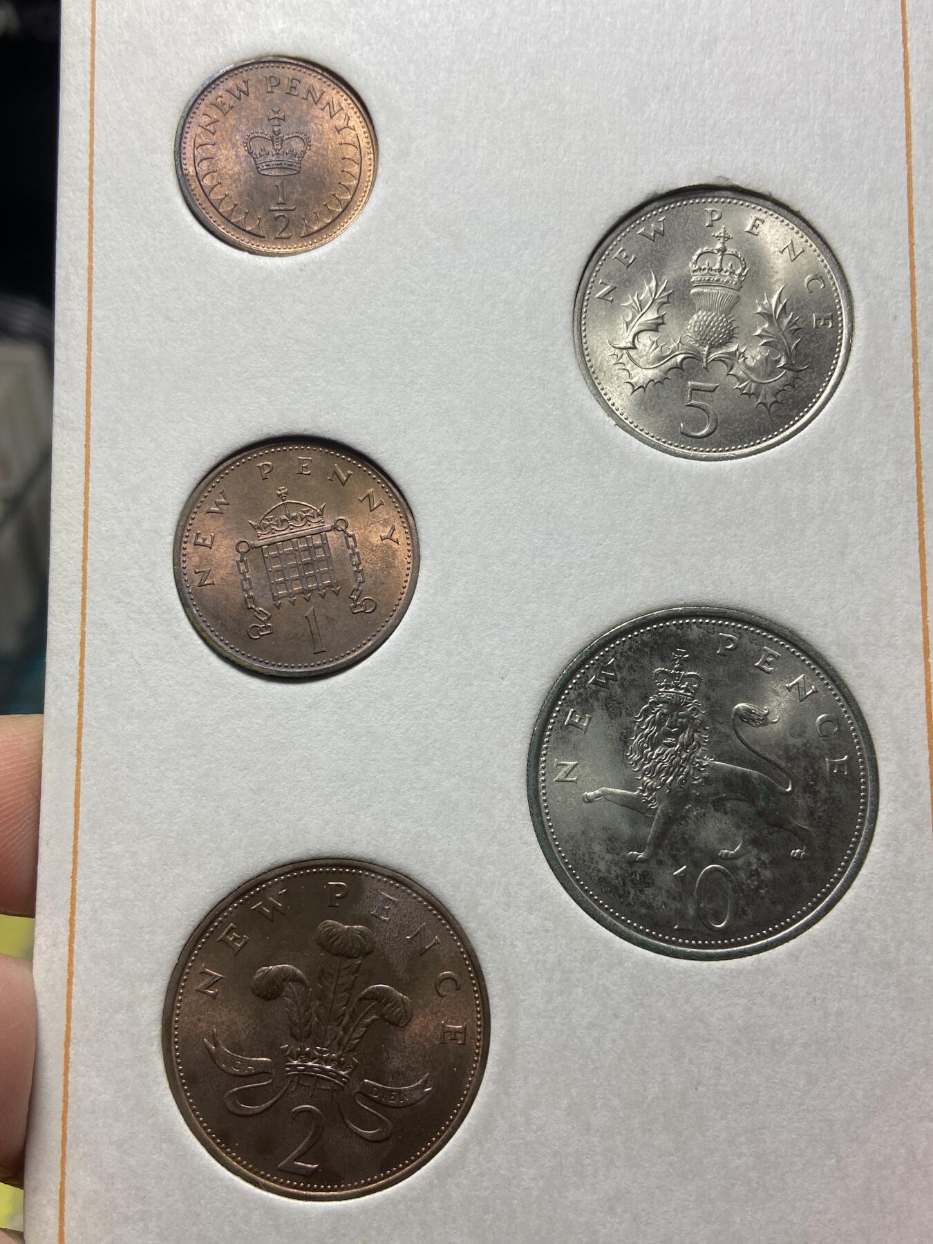 2026年第二十七场(总第一百九十六场）外国好品散币场(免佣金) 英国🇬🇧十进制首发年原册套币5枚