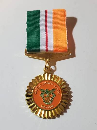 韵星假日军品类拍卖第41期 -- Rimey Holidays Militaria Auction 41 - 赞比亚共和国国家服务金僖奖章 铜镀金 少见国家 非常厚重 库存品相