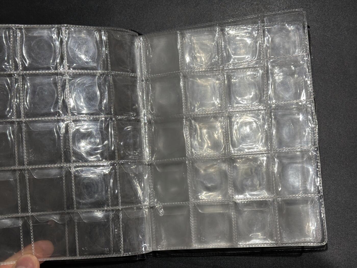 《外钞收藏家》第六百一十一期（农历新年第一场/快递恢复正常再发货）（长期征集拍品、欢迎藏友们联系合作） 日本、泰国等亚洲为主的硬币几十枚一起+一本硬币收藏册一起