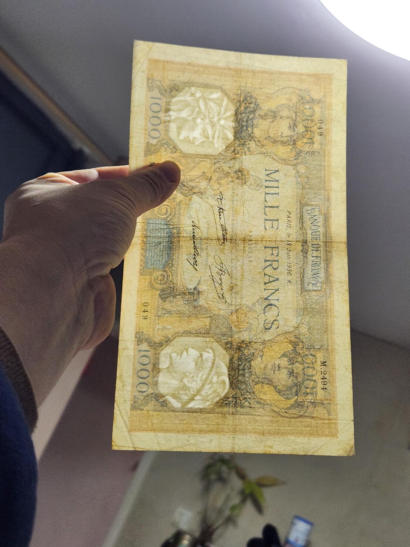 2月15号晚上8点 外国纸币自动截拍第26场 老版100法郎 稀少