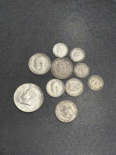 《外钞收藏家》第六百一十一期（农历新年第一场/快递恢复正常再发货）（长期征集拍品、欢迎藏友们联系合作） - 半美元银币+英国小额银币多枚一起