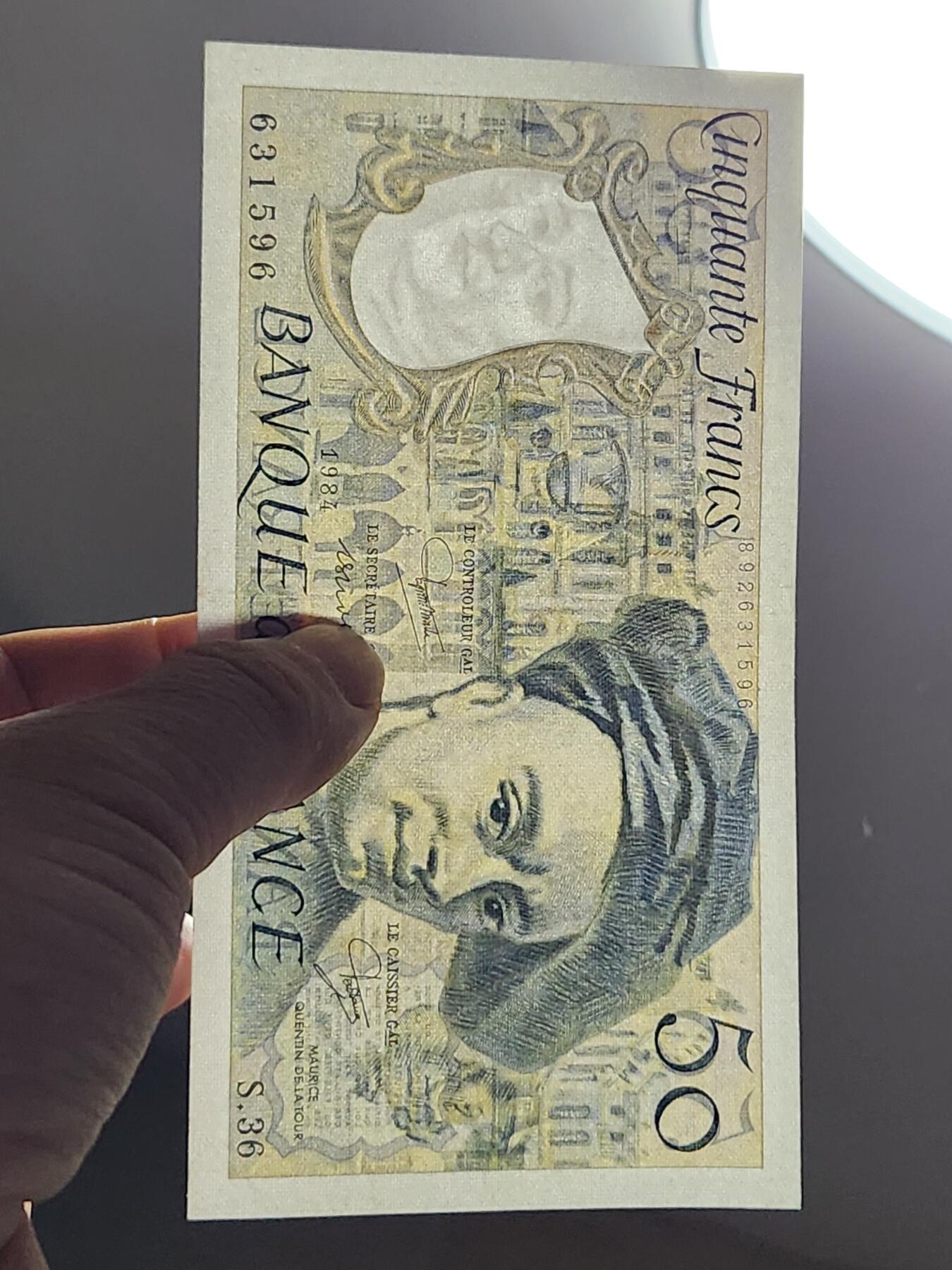 2月15号晚上8点 外国纸币自动截拍第26场 50法郎几乎全新