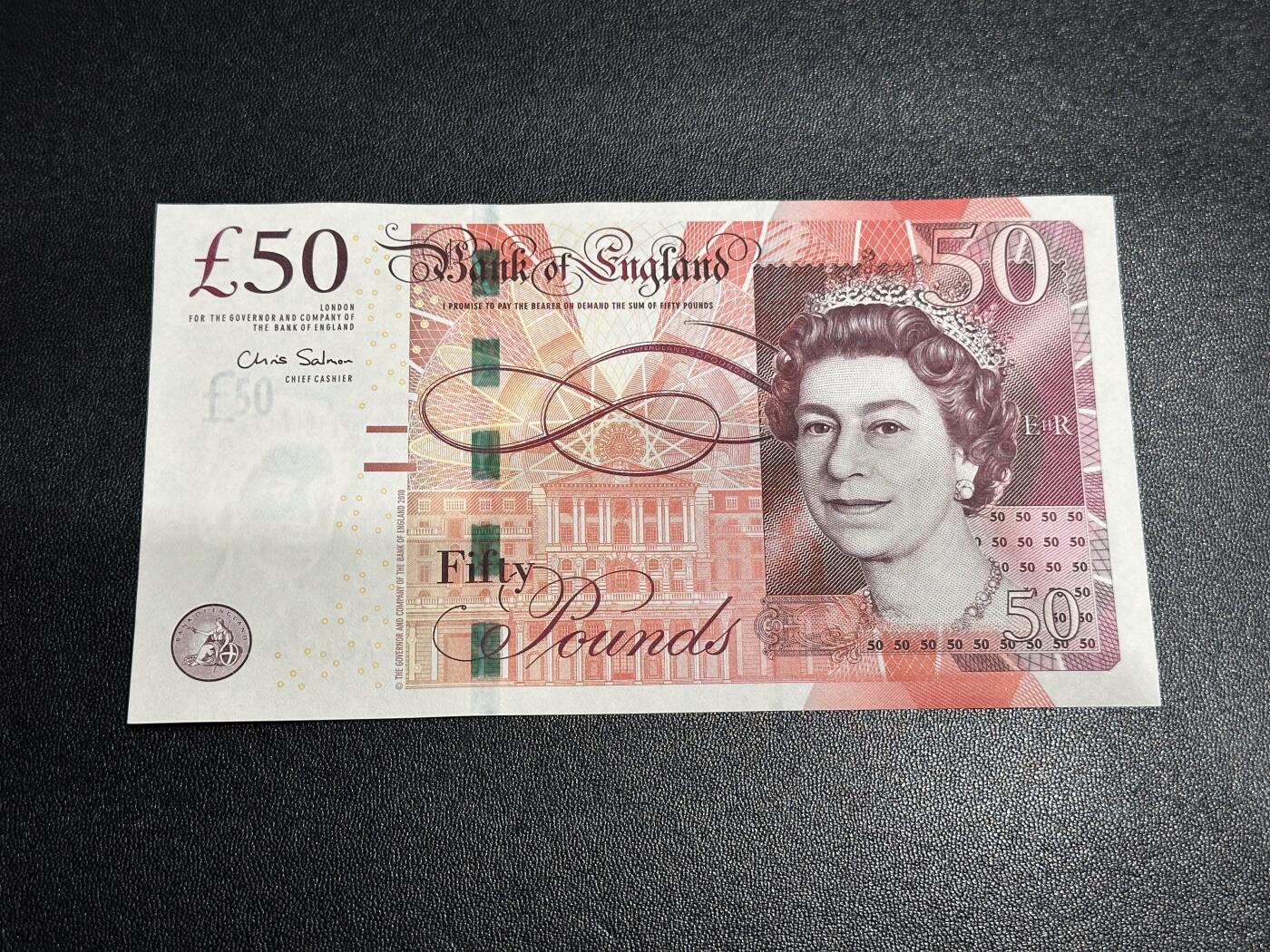 《外钞收藏家》第六百一十一期（农历新年第一场/快递恢复正常再发货）（长期征集拍品、欢迎藏友们联系合作） 2010年英国F序列50镑 全新UNC 无47