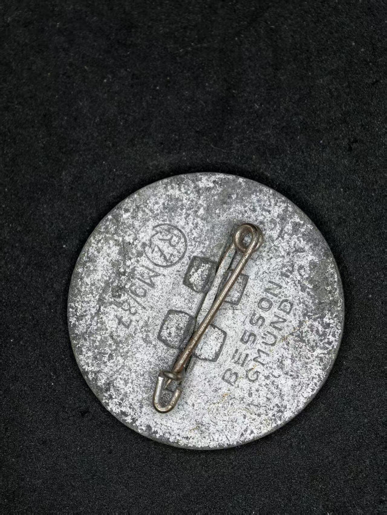 凯旋世界勋赏（持续上新中）（第22期新年大拍）（欢迎送拍）（对拍品有疑问请询问客服，不接受到手刀，出价默认拍品品相。请认真阅读拍卖规则！出价默认已认可！）（收到货请录制开箱视频，无视频概不处理问题。）