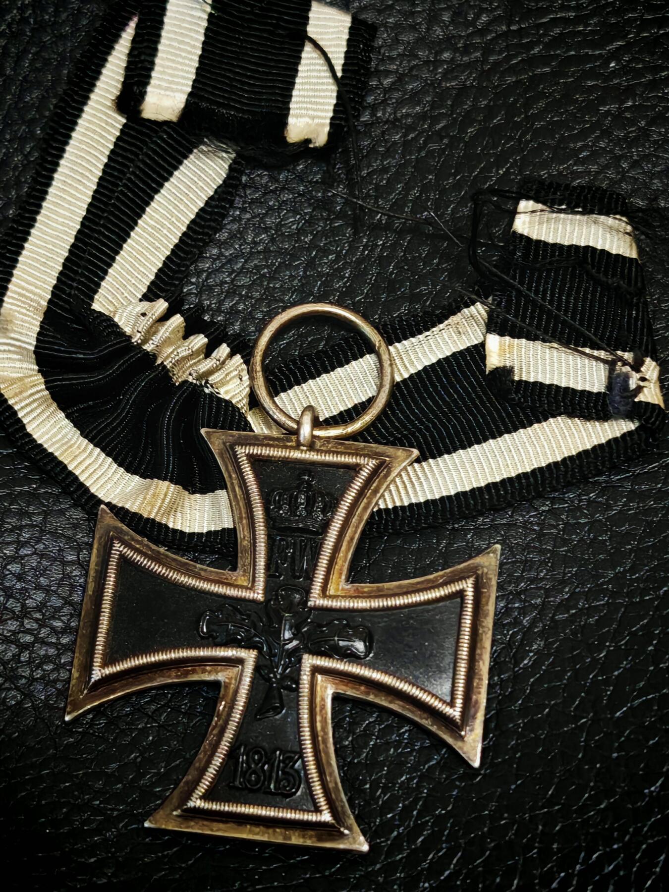 时顺第二十九拍(新年大拍) 一战时期二级铁十字勋章，打z标，原绶带呈礼服挂状态