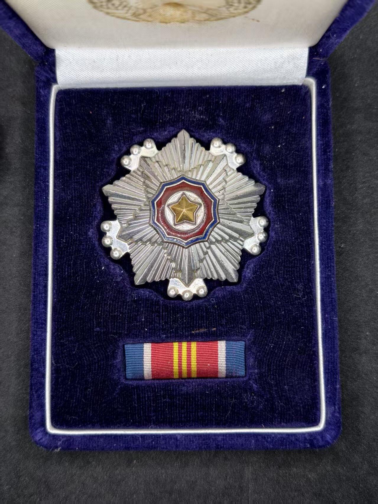 凯旋世界勋赏（持续上新中）（第22期新年大拍）（欢迎送拍）（对拍品有疑问请询问客服，不接受到手刀，出价默认拍品品相。请认真阅读拍卖规则！出价默认已认可！）（收到货请录制开箱视频，无视频概不处理问题。）