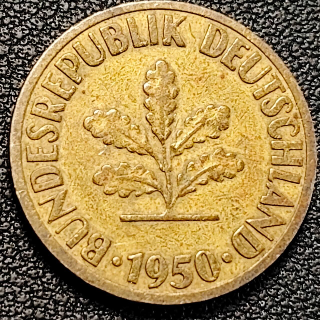 泉币菌-第190场-本场拍品多 请提前出价 （年后发货） 1950年 联邦德国 10芬尼 21.5mm 