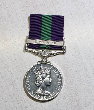 大猫徽章拍卖 第288期 - 伊丽莎白二世版英国通用服役奖章（GSM 1918–1962），带有“CYPRUS（塞浦路斯）”扣环，用于表彰在塞浦路斯紧急状态期间服役的英军及英联邦军人