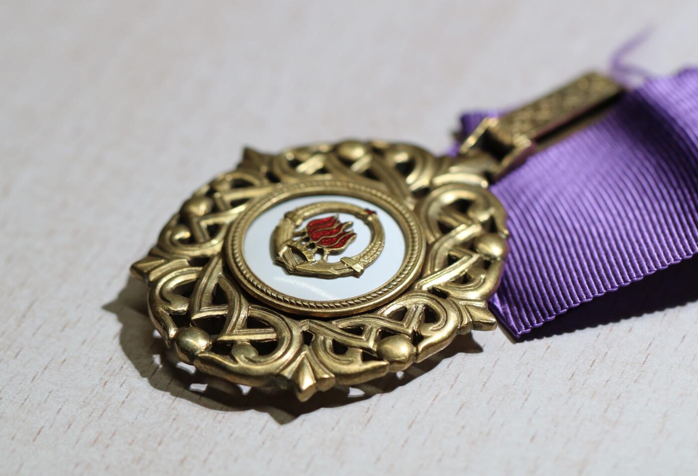 大猫徽章拍卖 第288期 三级南斯拉夫之星勋章