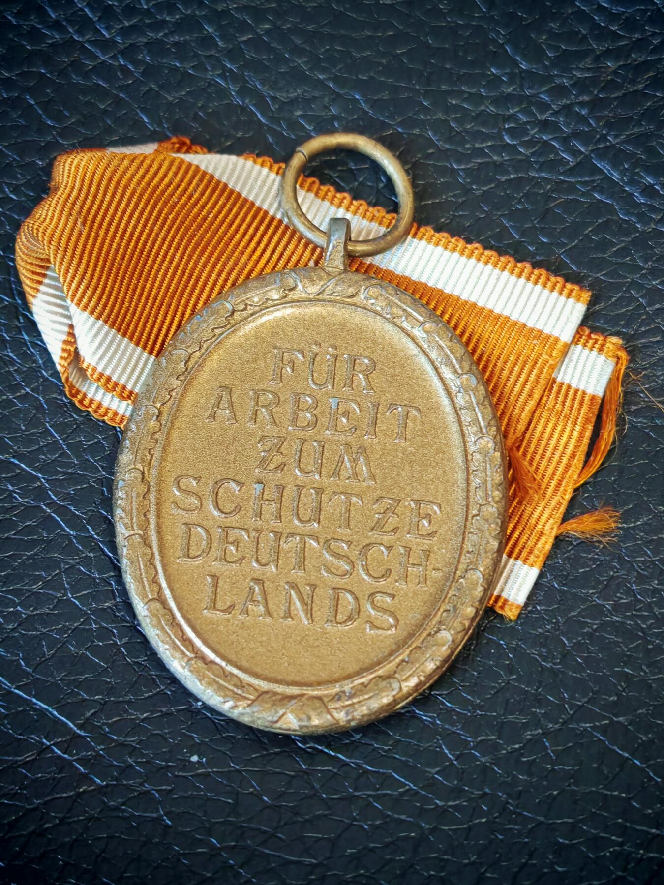 时顺第二十九拍(新年大拍) 二战时期大西洋堡垒防线建筑者奖章，锌镀铜，绶带复刻