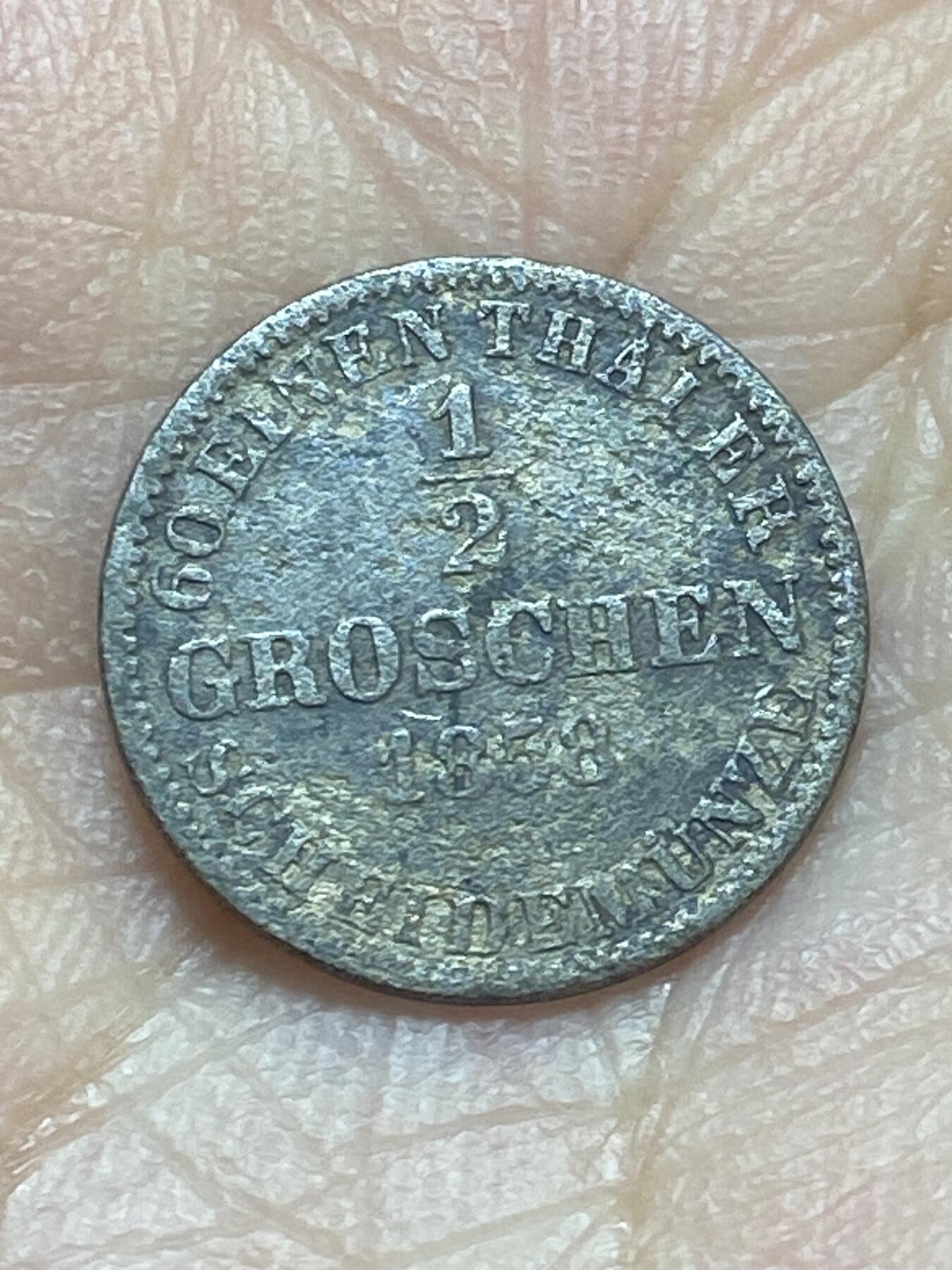 2026年第二十八场(总第一百九十七场）新春初七特拍场(佣金3%最低1元) 德意志邦国-汉诺威王国1858年1/2格罗申银币(等值1/60泰勒，汉诺威末代国王格奥尔格五世时期，也是英国维多利亚女王最年长的堂弟只比维多利亚晚出生3天，首发年，222银)